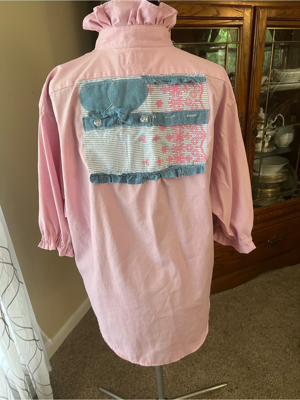 Up cycled / Remade  Ralph Lauren Light Pink Cotton Button-Down Tie-Hem Shirt - Picture 3 of 9